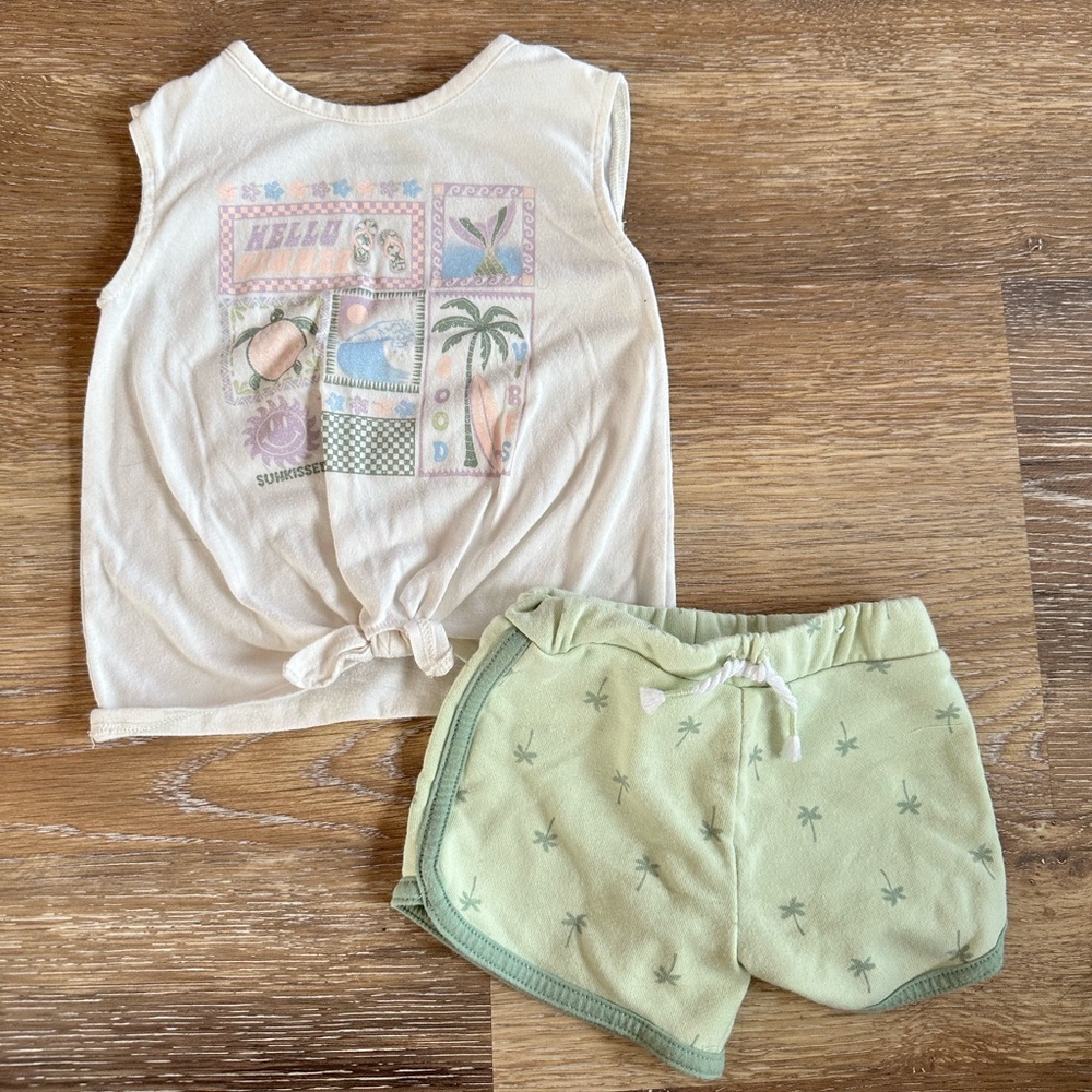 Garanimals top / bottom set. 12-18 months